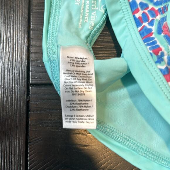 Vineyard Vines Girls Geo Umbrella Swim Top and Shorts Size 2T - Picture 8 of 9